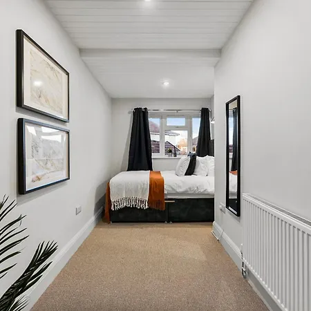 Stylish Boutique House - Garden *