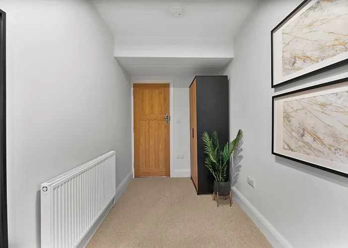 Будинок відпочинку Stylish Boutique House - Garden