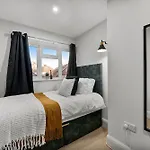Stylish Boutique House - Garden *