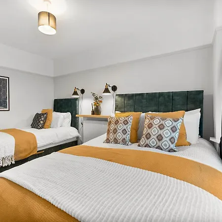 Holiday home Stylish Boutique Abode - Garden - Sleeps 11