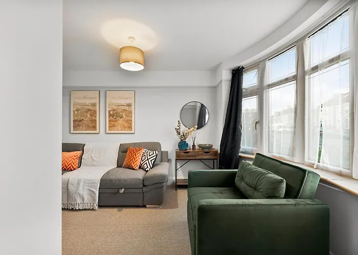 Stylish Boutique House - Garden