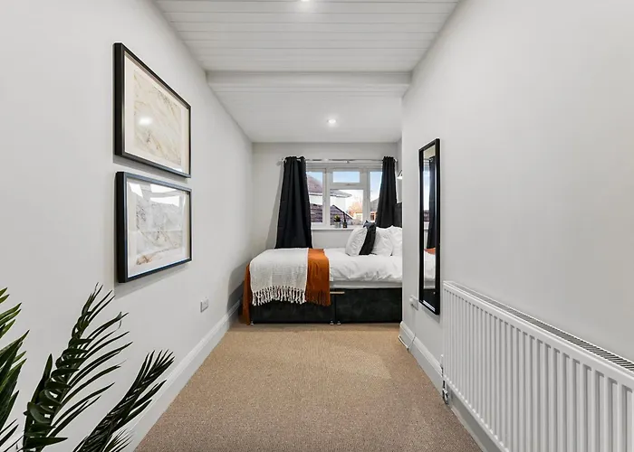 Stylish Boutique House - Garden *